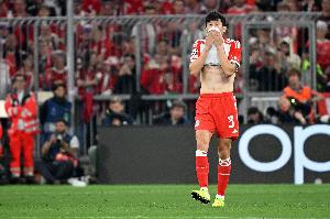 踢球者：金玟哉没有大碍，未来几天可以进行恢复训练