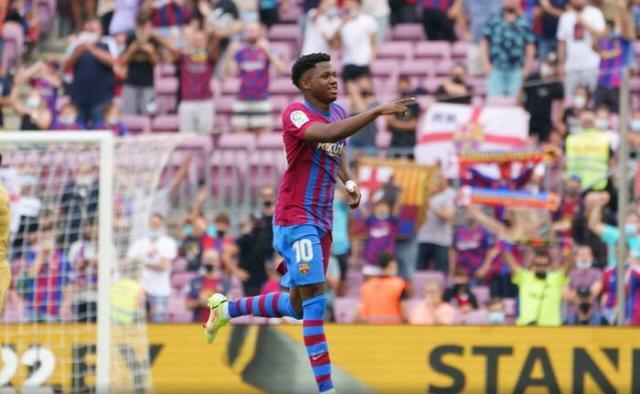 500万网彩票-法蒂还没续约 "你以为他哥哥去英国是为学英语？"